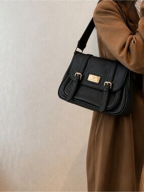 Purse Robert Dice | Leather | Black Satchel | Crossbody + Shoulder Bag